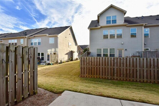 Building Photo - 1223 Foxcroft Ln