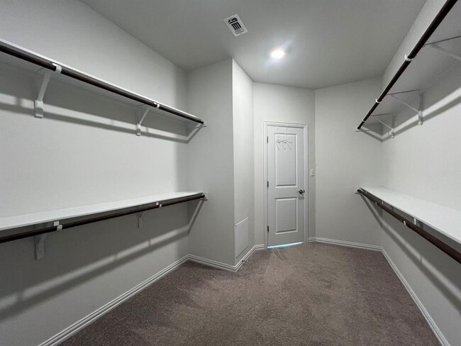 Building Photo - 2018 Matlock Cir