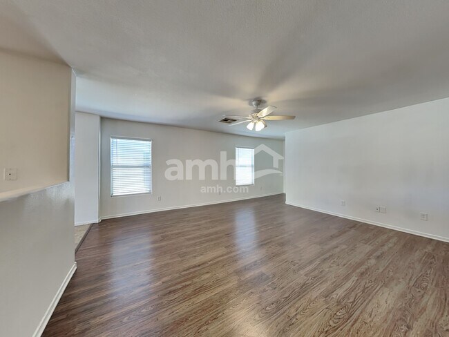 Building Photo - 3408 E Palatine Hills Ave