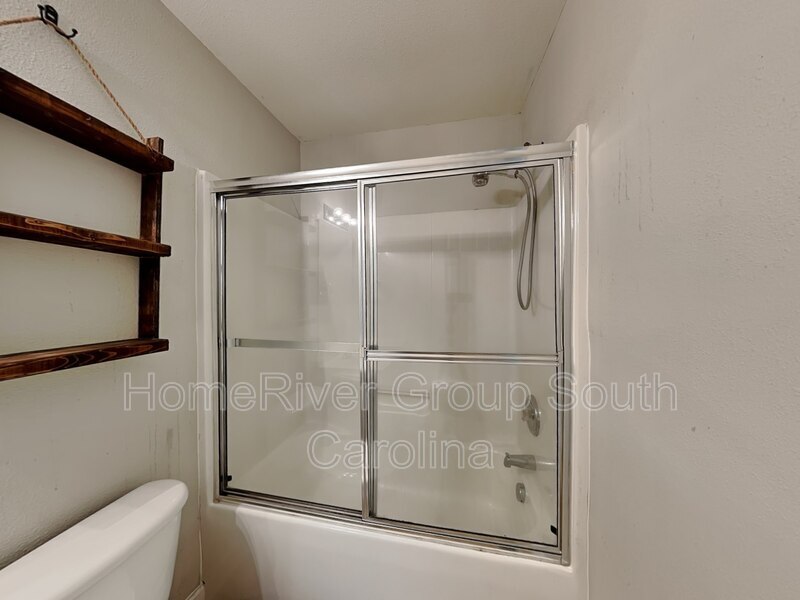 Building Photo - 2153 Pavilion Ct