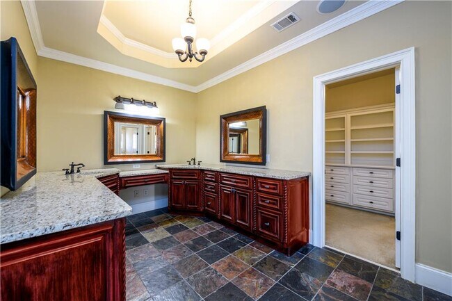 Building Photo - 2770 Shumard Oak Dr