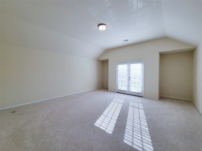 Building Photo - 17018 Taffaine Dr