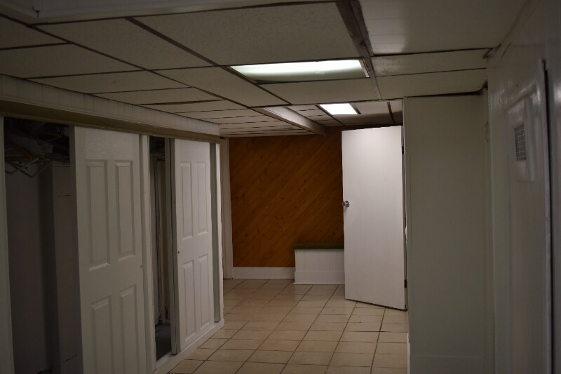 Building Photo - 6211 Birchwood Ave