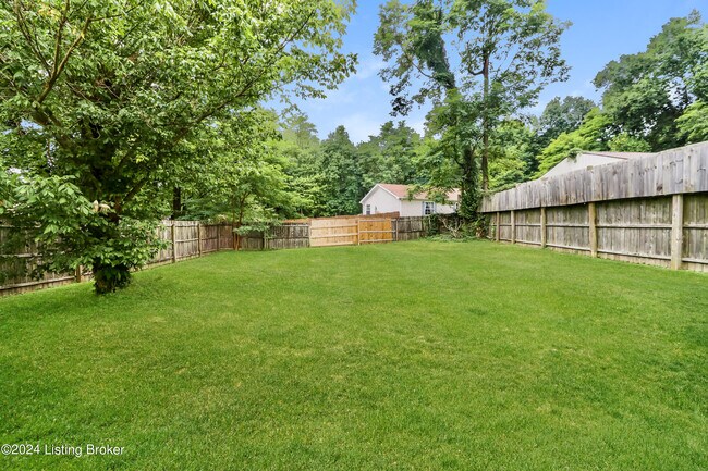 Building Photo - 6905 Wood Rd