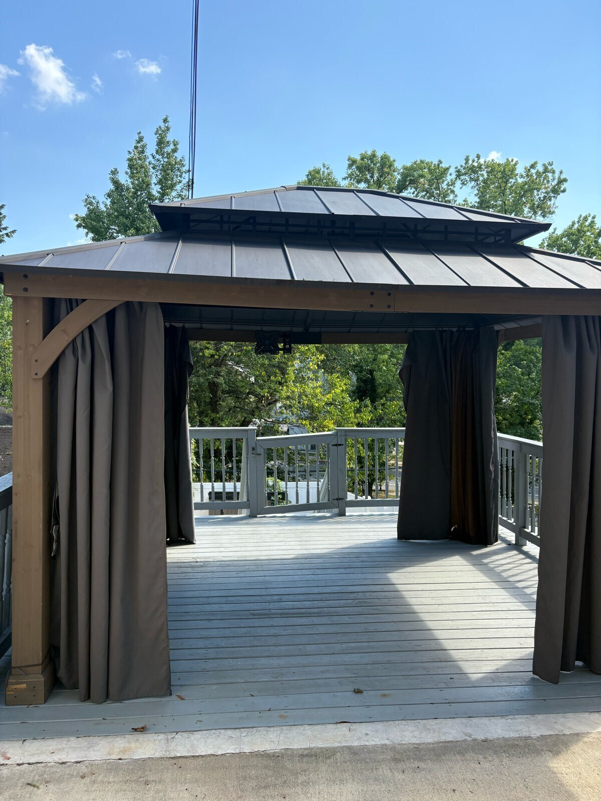 Building Photo - 5033 E Capitol St SE