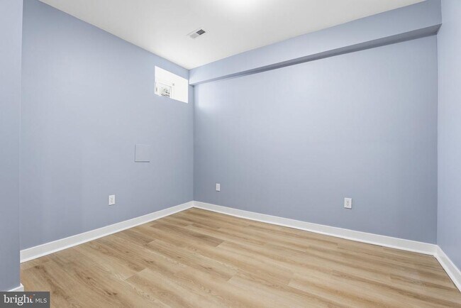 Building Photo - 2816 Rockrose Ave