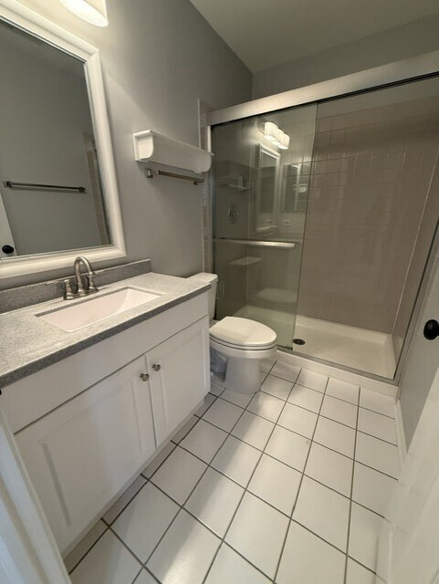 Building Photo - 340 Glen Leven Ct