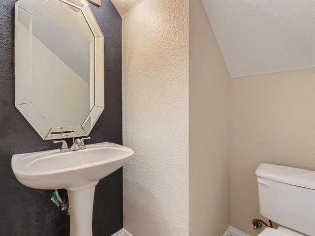 Building Photo - 5301 Lily Dr