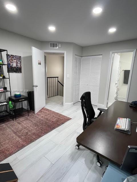 Building Photo - 6840 SW 45th Ln