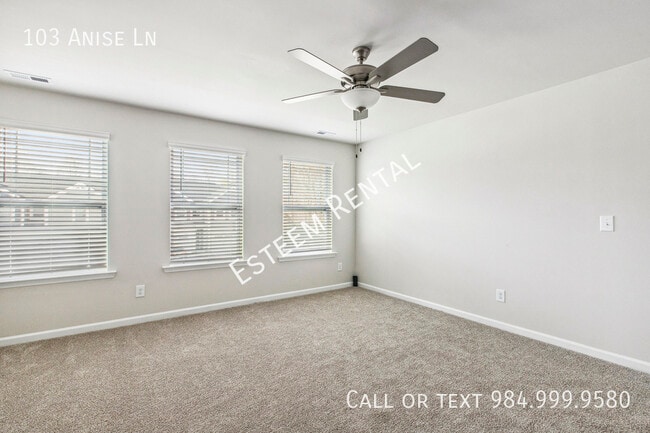 Building Photo - 103 Anise Ln