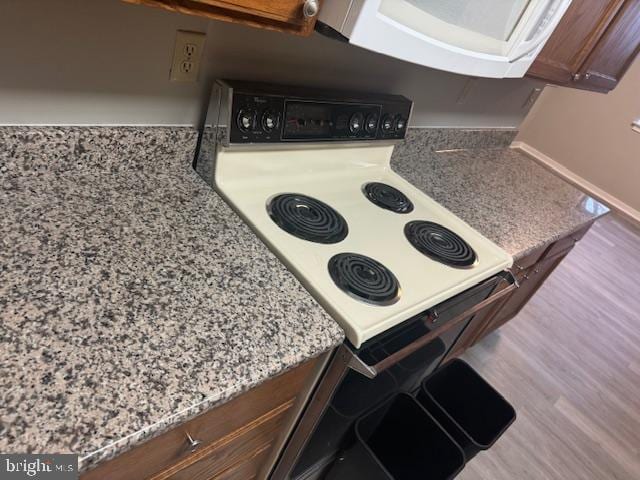 Building Photo - 468 Lynetree Dr