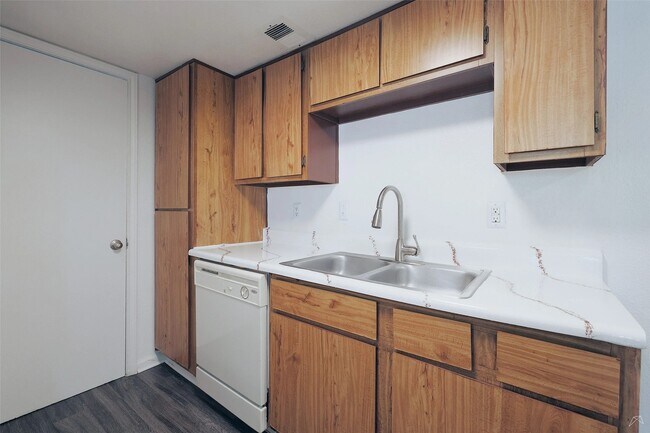 Building Photo - 2323 Wells Branch Pkwy