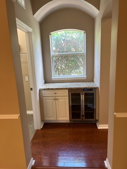 Building Photo - 610 Victoria Hills Dr