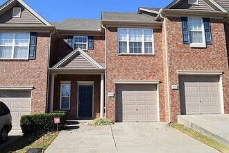 Building Photo - COMING SOON!: Charming 3-Bedroom Home in Brentwood with Spacious Layout and Modern Comforts!