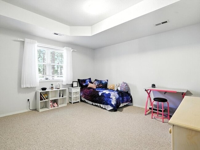 Building Photo - 18370 Lazy Summer Way