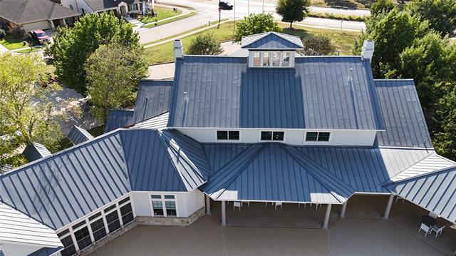 Building Photo - 1121 Lake Hollow Dr