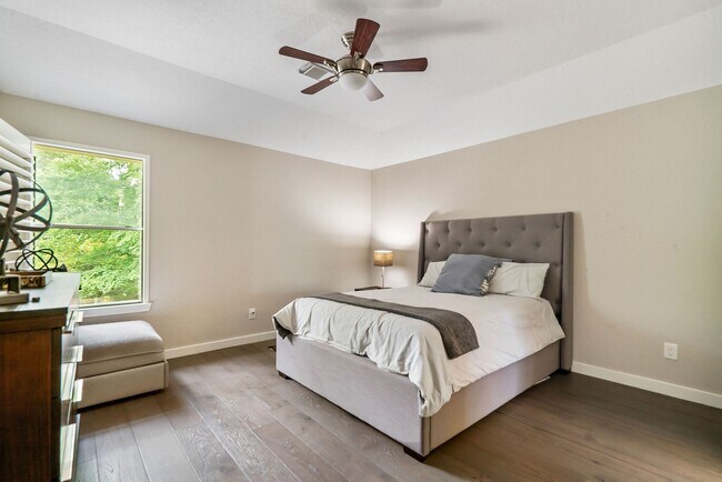 Building Photo - 6 Stickley Ct