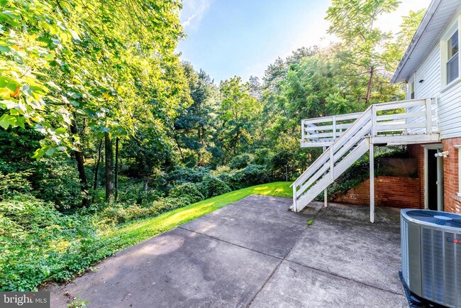 Building Photo - 13805 Fulmer Dr