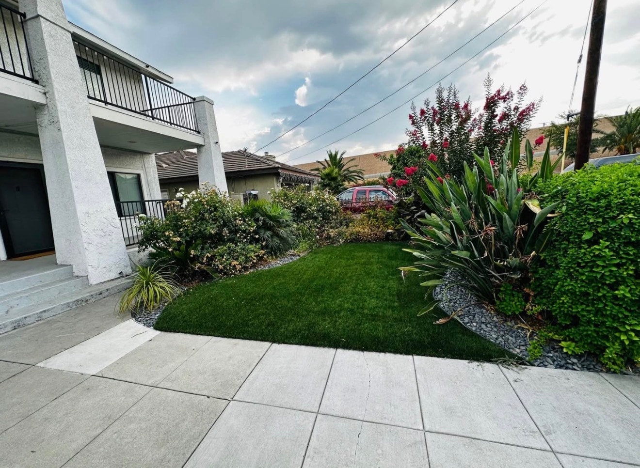 Building Photo - 823 W Orange St