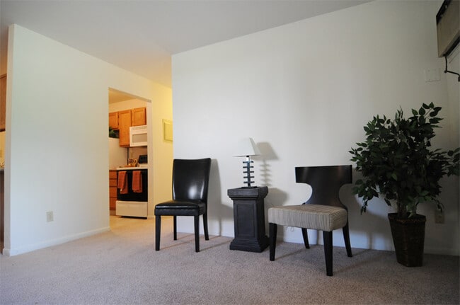 Building Photo - Countryway East Apartments