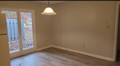 Building Photo - 146 Summerview Dr