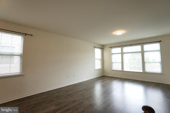 Building Photo - 431 Williamson Ct