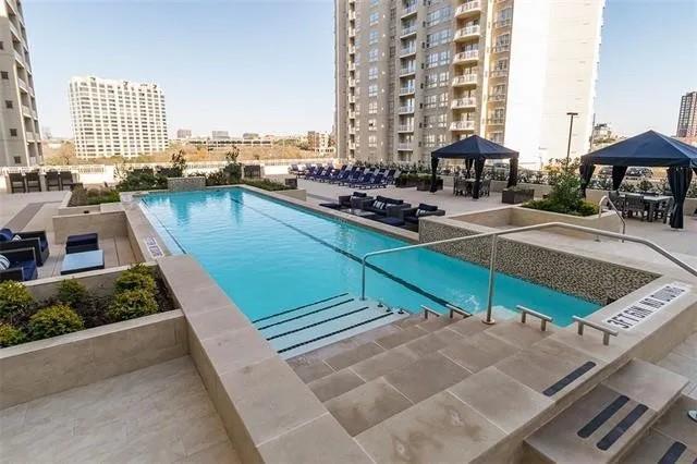 Building Photo - 3225 Turtle Creek Blvd