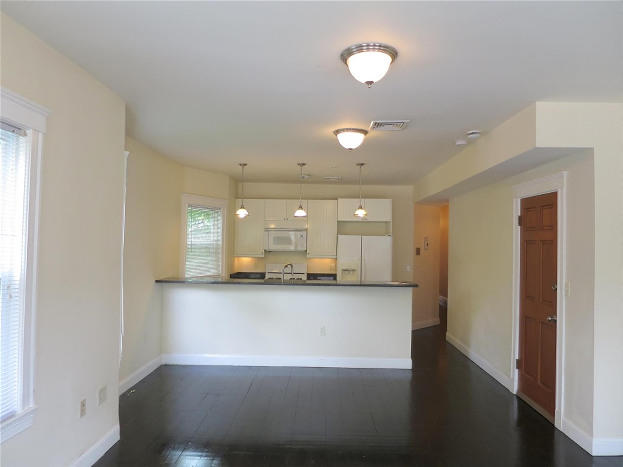 Building Photo - 6 Giles Park