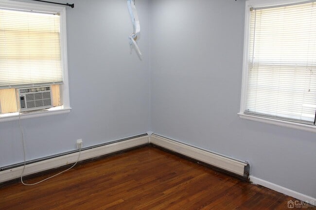 Building Photo - 185 Ridgeley Ave