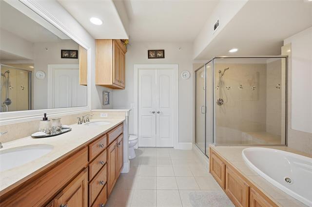 Building Photo - 500 Water's Edge Drive