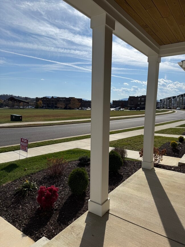 Building Photo - 179 Broad St