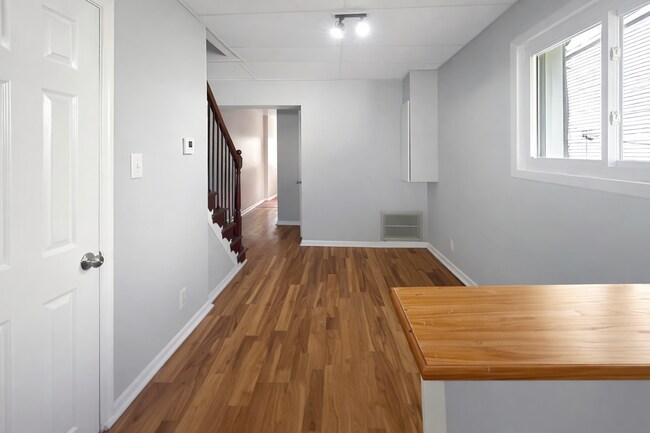 Building Photo - Charming 2BR Home with Rear Deck & Washer/Dryer in Dundalk