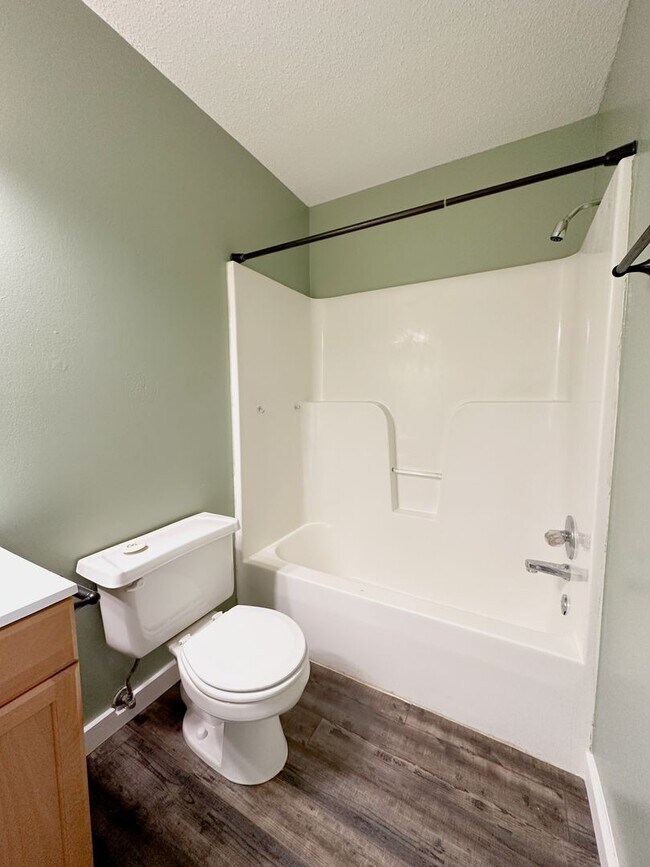 Building Photo - 1444-1446 N Dawn Drive