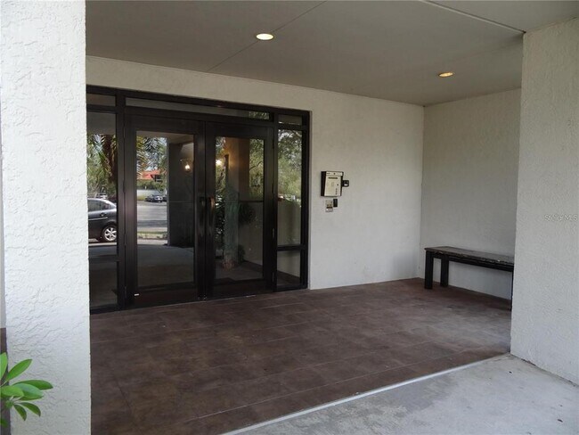 Building Photo - 2333 Feather Sound Dr