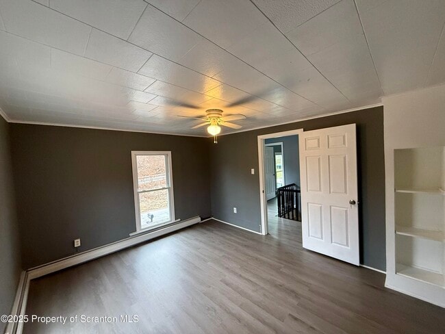 Building Photo - 112 Mowry Rd