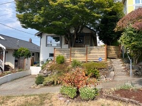 Building Photo - 104 NW 41st St