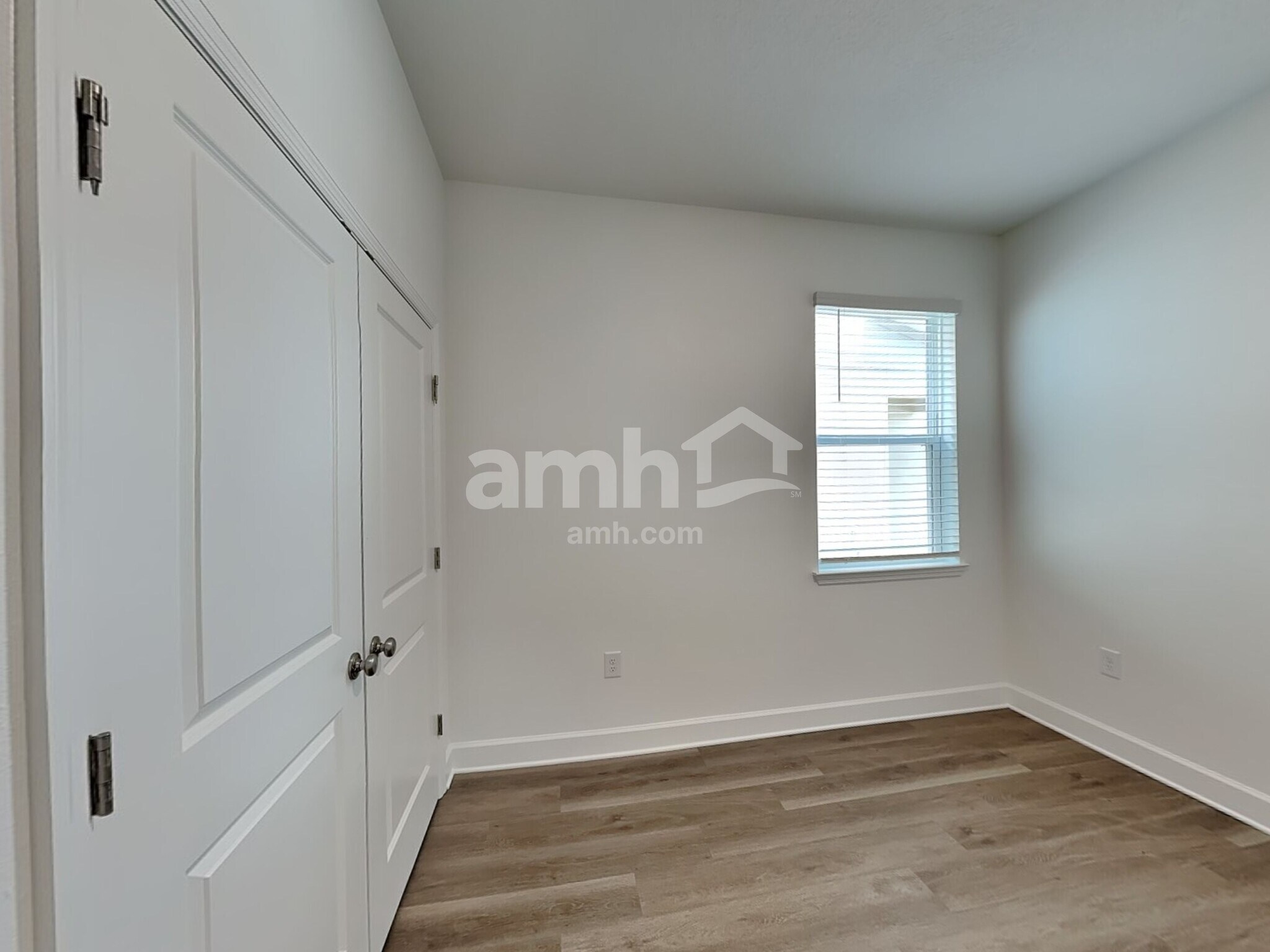 Building Photo - 16710 Cheyanne Ct