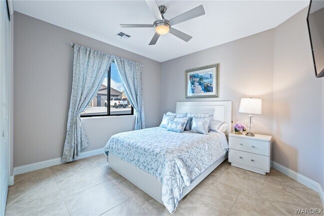 Building Photo - 2836 Steamboat Dr