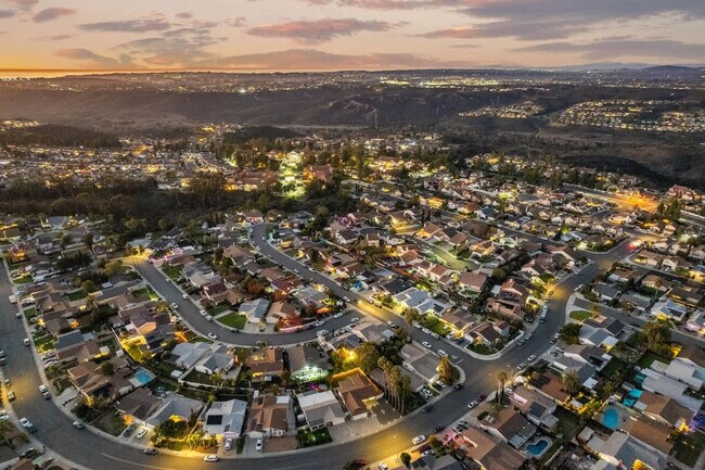 Building Photo - 7630 Andasol St