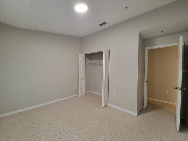 Building Photo - 844 Grand Regency Pointe