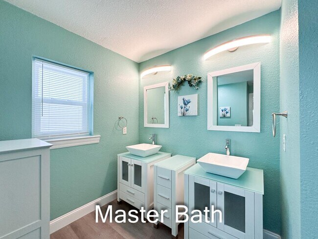 Building Photo - 13280 Foresman Blvd