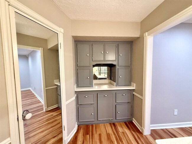 Building Photo - 5231 Alamosa Ln