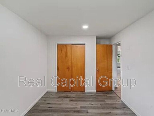 Building Photo - 309 Harlem St