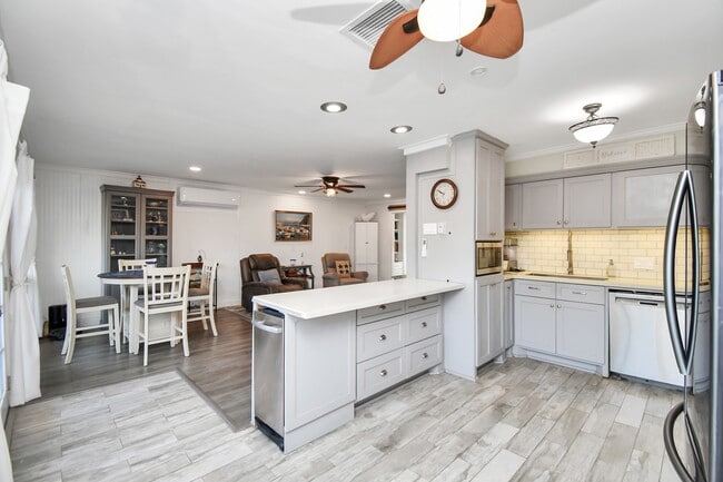 Building Photo - 4523 Kingston Harbor Dr