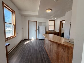 Building Photo - 2102 2nd Ave N