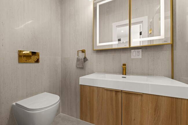 Building Photo - 19-23 Saint Marks Place-SI ID1499939P