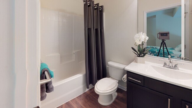 Building Photo - A4X | 1 Bed 1.5 Bath | 1119 sf | $1626 - $...