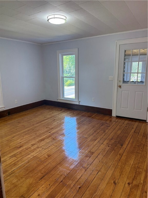 Building Photo - 496 Ridge Rd