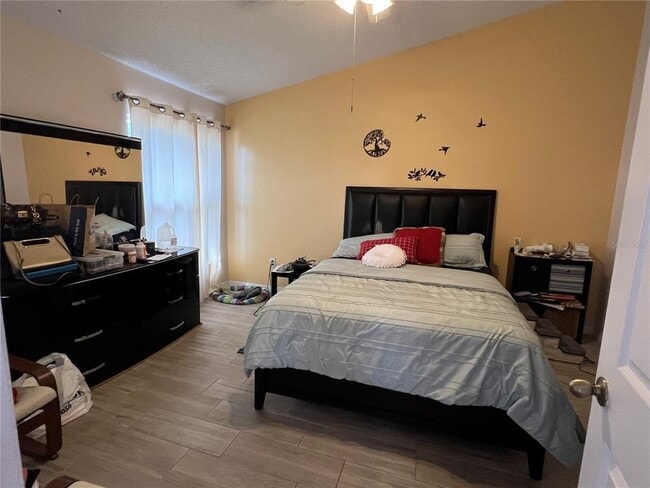 Building Photo - 3090 Pepperwood Ln W