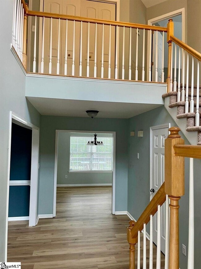 Building Photo - 303 Adirondack Way